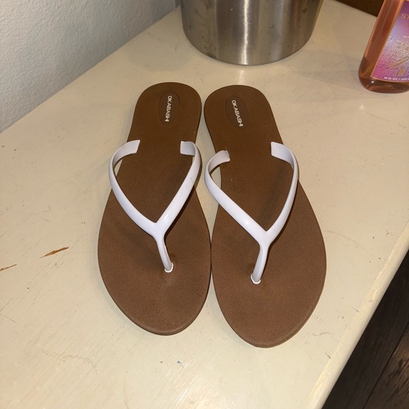 Okabashi Women's Sandals with White Straps and Brown Soles - Picture 1 of 3